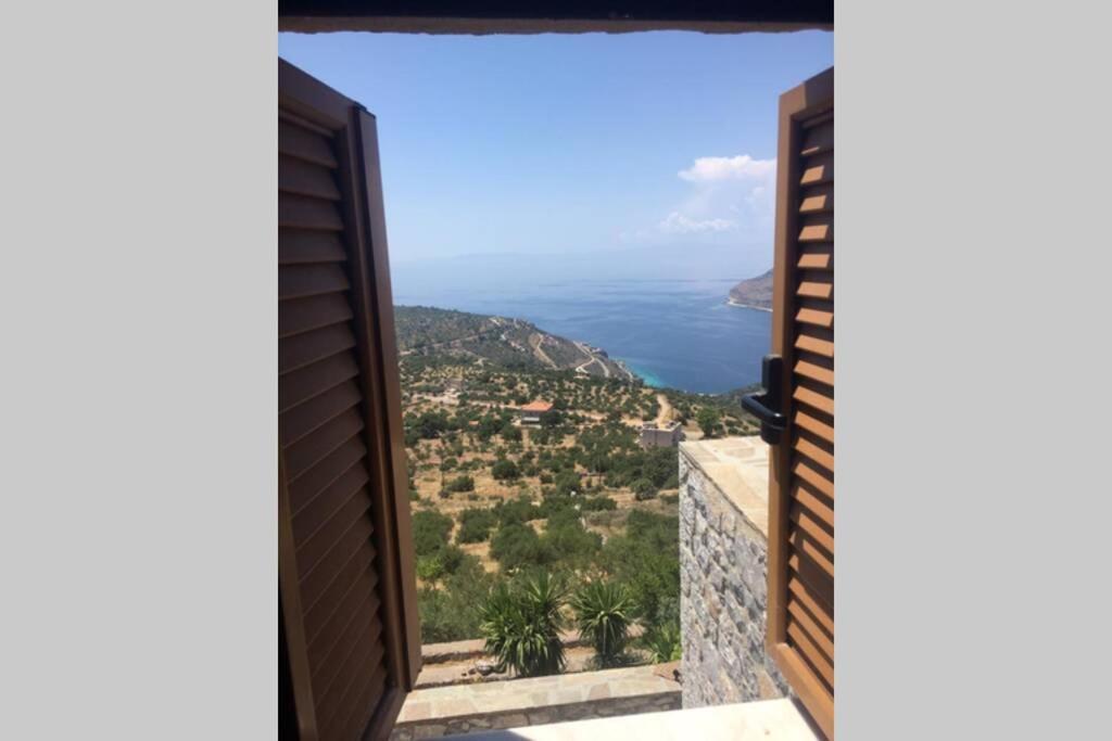 Πύργος Παραδοσιακός Με Μαγευτική Θέα - Villa Traditional Tower With Amazing Sea View Ареополис Экстерьер фото